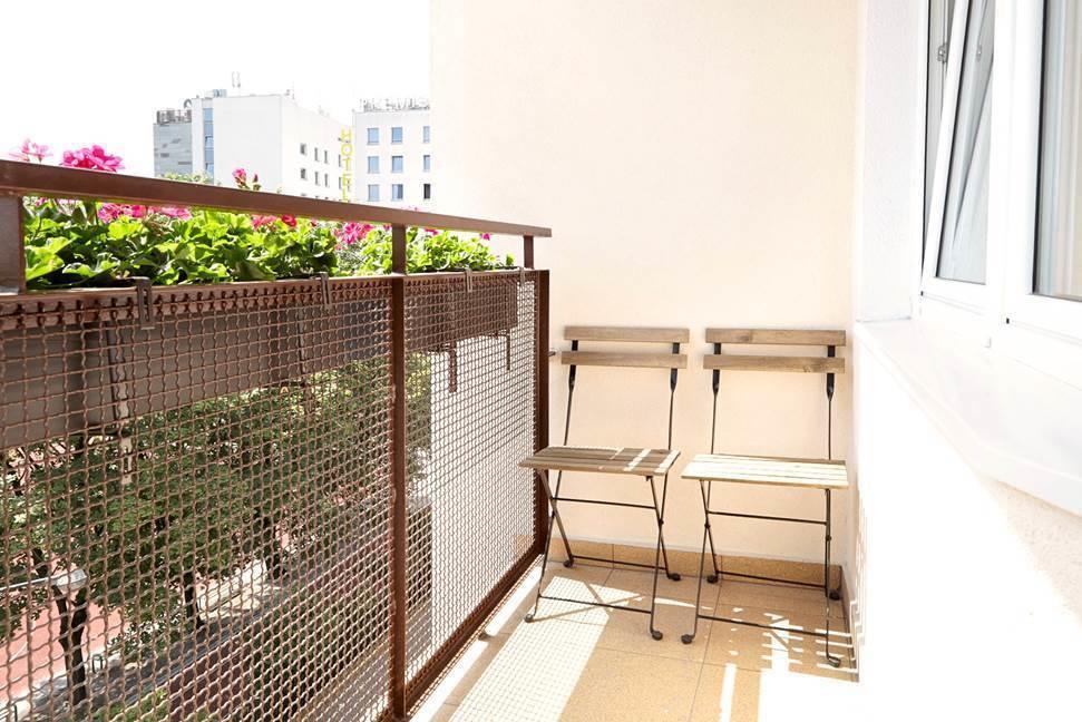 Lovely Sunny Flat In City Center Warsaw Room photo